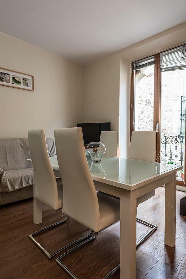 Appartamento Domus Seleqtia Plaza de Santiago Caces Esterno foto